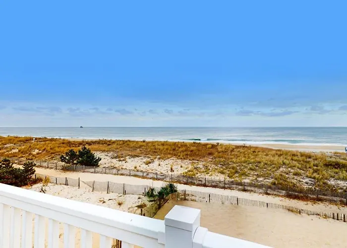 Beachwalk 6 *