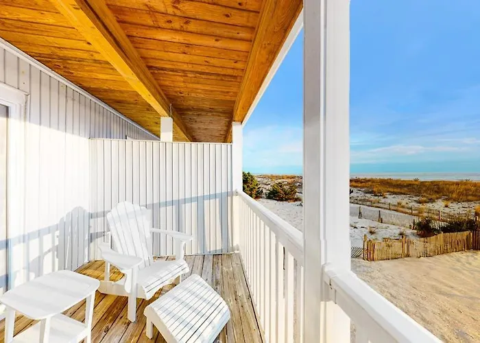 Beachwalk 6 *