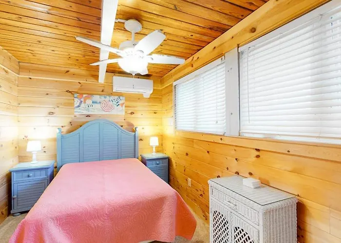 Beachwalk 6 *